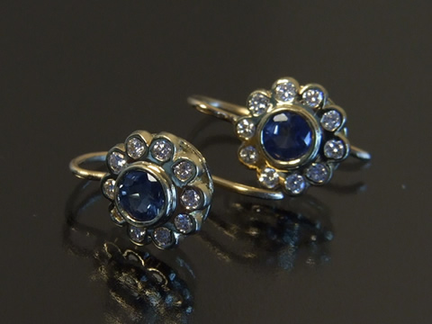 ブルーサファイヤピアス（ダイヤモンド、1940-50）